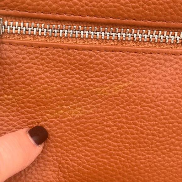 NWT Bostanten Hobo Shoulder Bag Purse with Handy Side Zipper Pockets - Picture 3 of 10